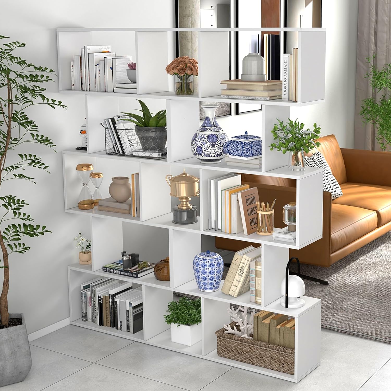 Modern open shelving SILKYDRY bookshelf with decor
